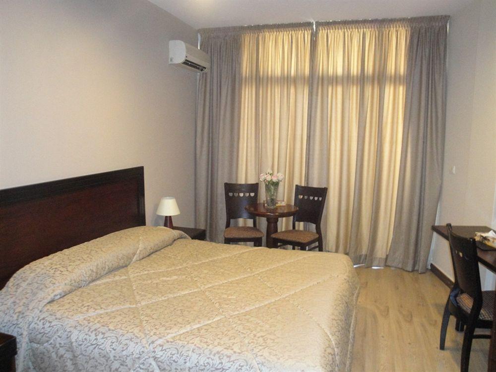 Mozart Hotel เบรุต ภายนอก รูปภาพ