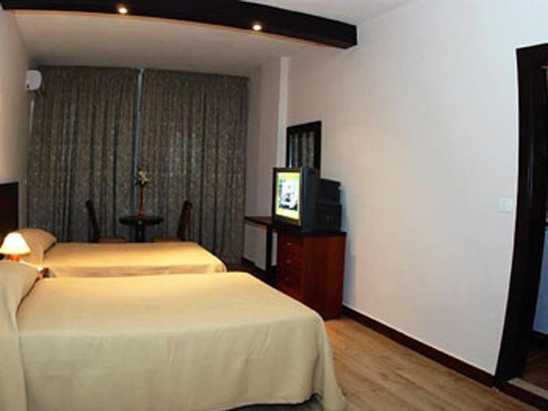 Mozart Hotel เบรุต ภายนอก รูปภาพ