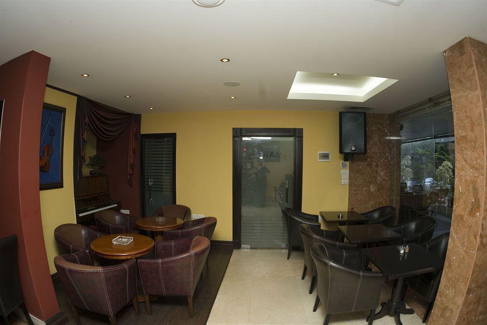 Mozart Hotel เบรุต ภายนอก รูปภาพ