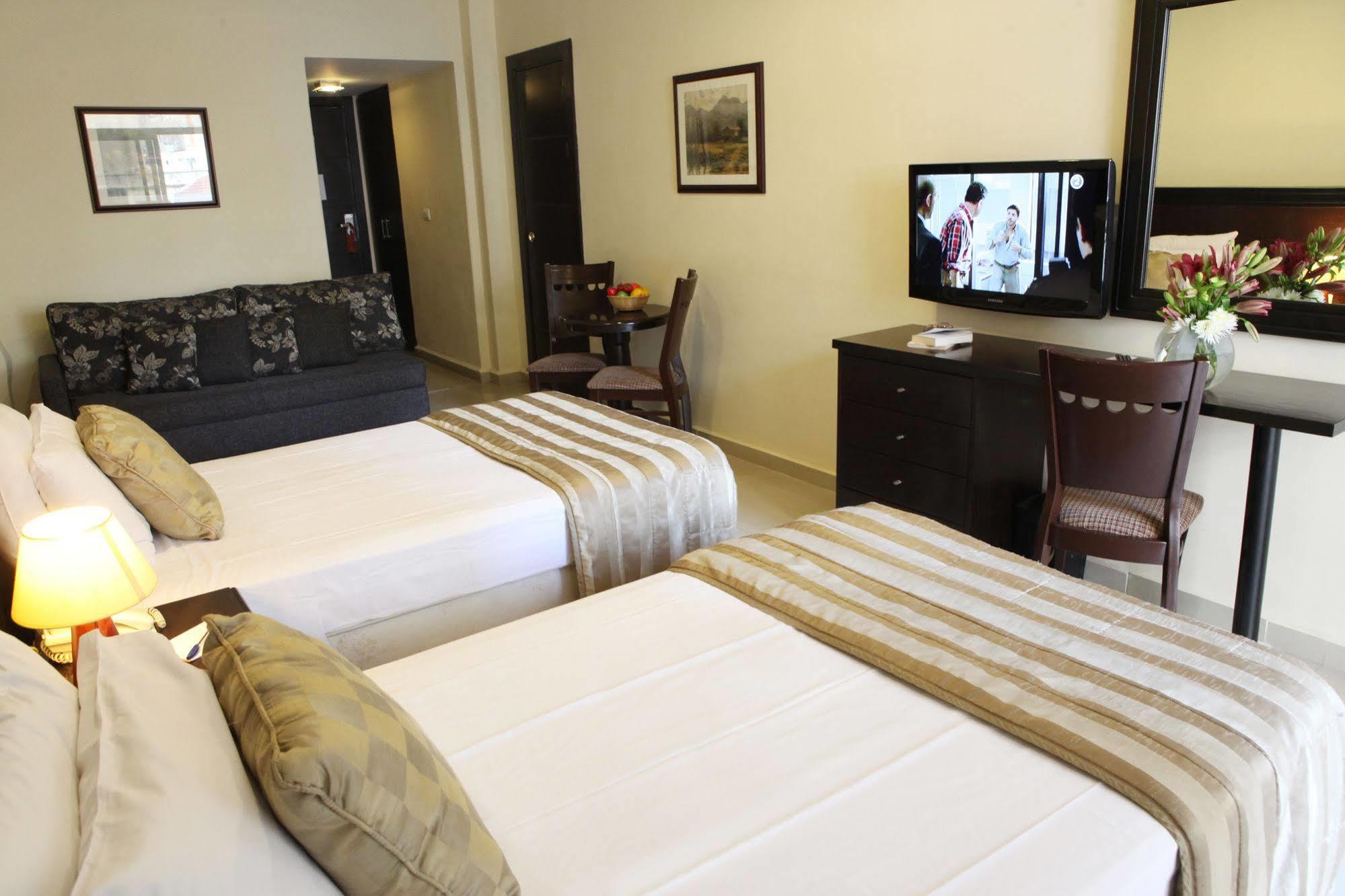 Mozart Hotel เบรุต ภายนอก รูปภาพ